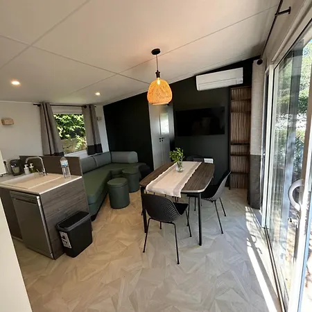 Кемпинг Vue Mer, Jacuzzi, Terrase, Jardin Сен-Рафаэль