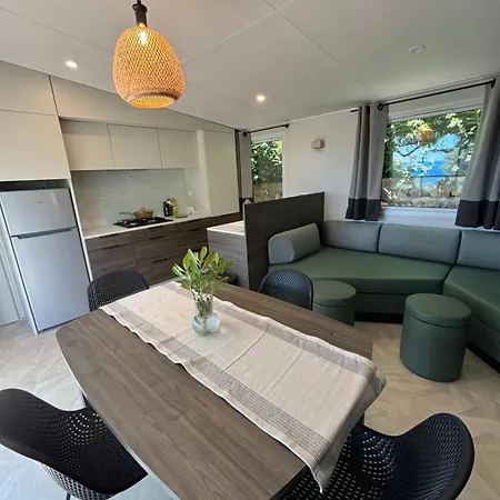 Кемпинг Vue Mer, Jacuzzi, Terrase, Jardin Сен-Рафаэль