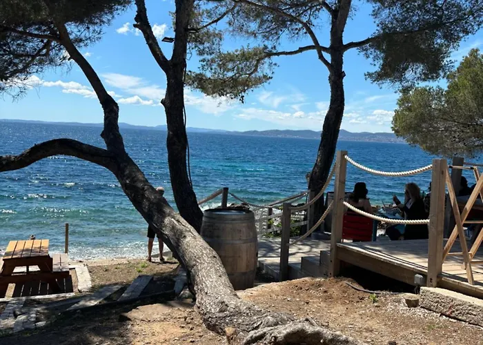 مكان تخييم Vue Mer, Jacuzzi, Terrase, Jardin Saint-Raphaël